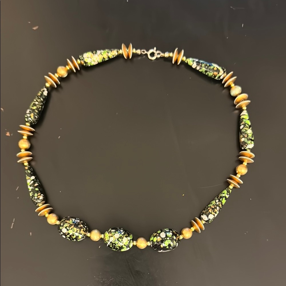 Elegant Green and Gold Beaded Necklace